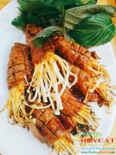 Bò cuộn kim châm nướng